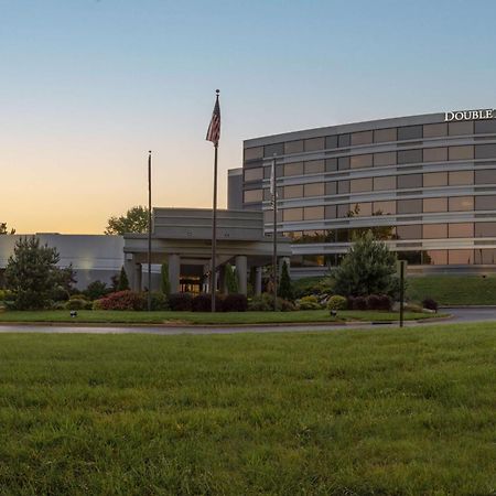 Doubletree By Hilton Winston Salem - University, Nc Exterior foto