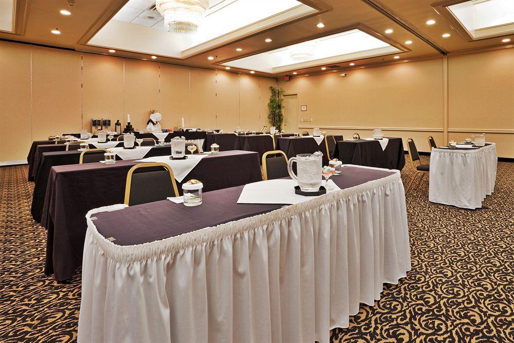 Doubletree By Hilton Winston Salem - University, Nc Facilidades foto