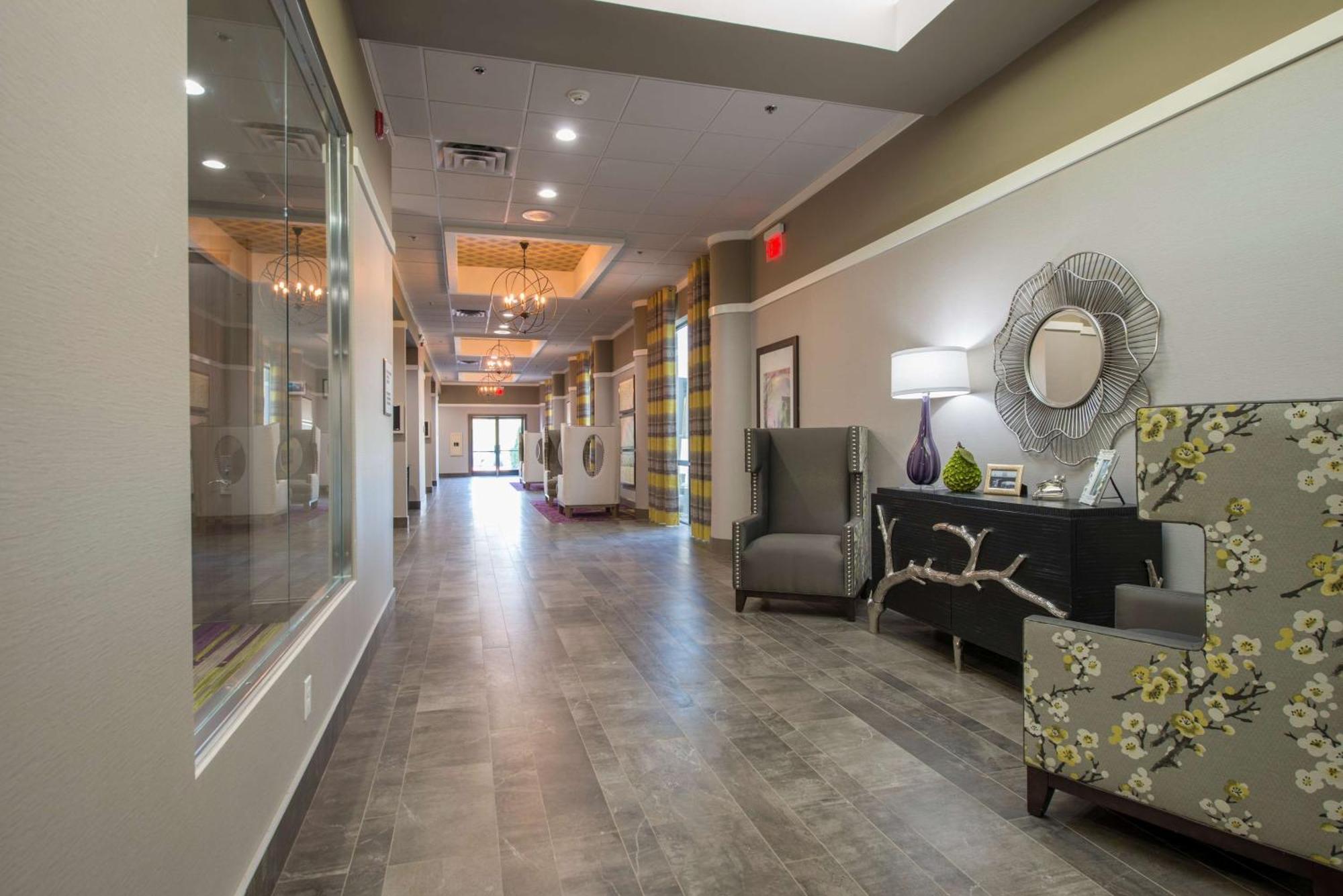 Doubletree By Hilton Winston Salem - University, Nc Exterior foto
