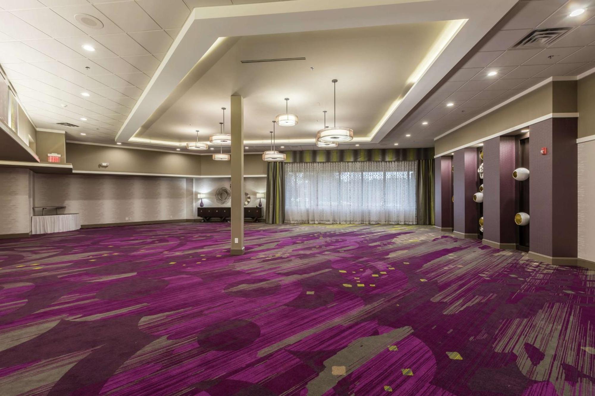 Doubletree By Hilton Winston Salem - University, Nc Exterior foto